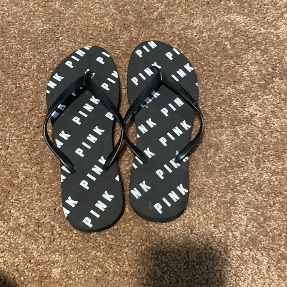 Never worn Victoria’s Secret PINK flip flops. Taking offers